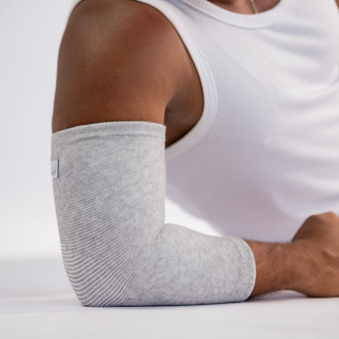 Premium Bamboo Elbow Sleeve - Simple Comfort Routine