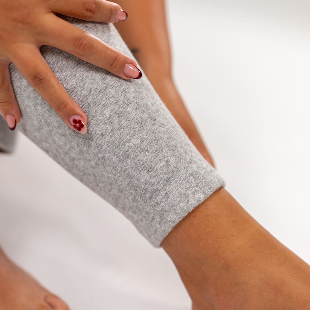 Premium Bamboo Leg Sleeve (Single) - Comfort for Errands